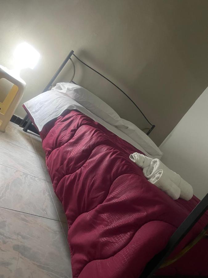 דירות נאפולי Casa Vacanza La Serenella מראה חיצוני תמונה